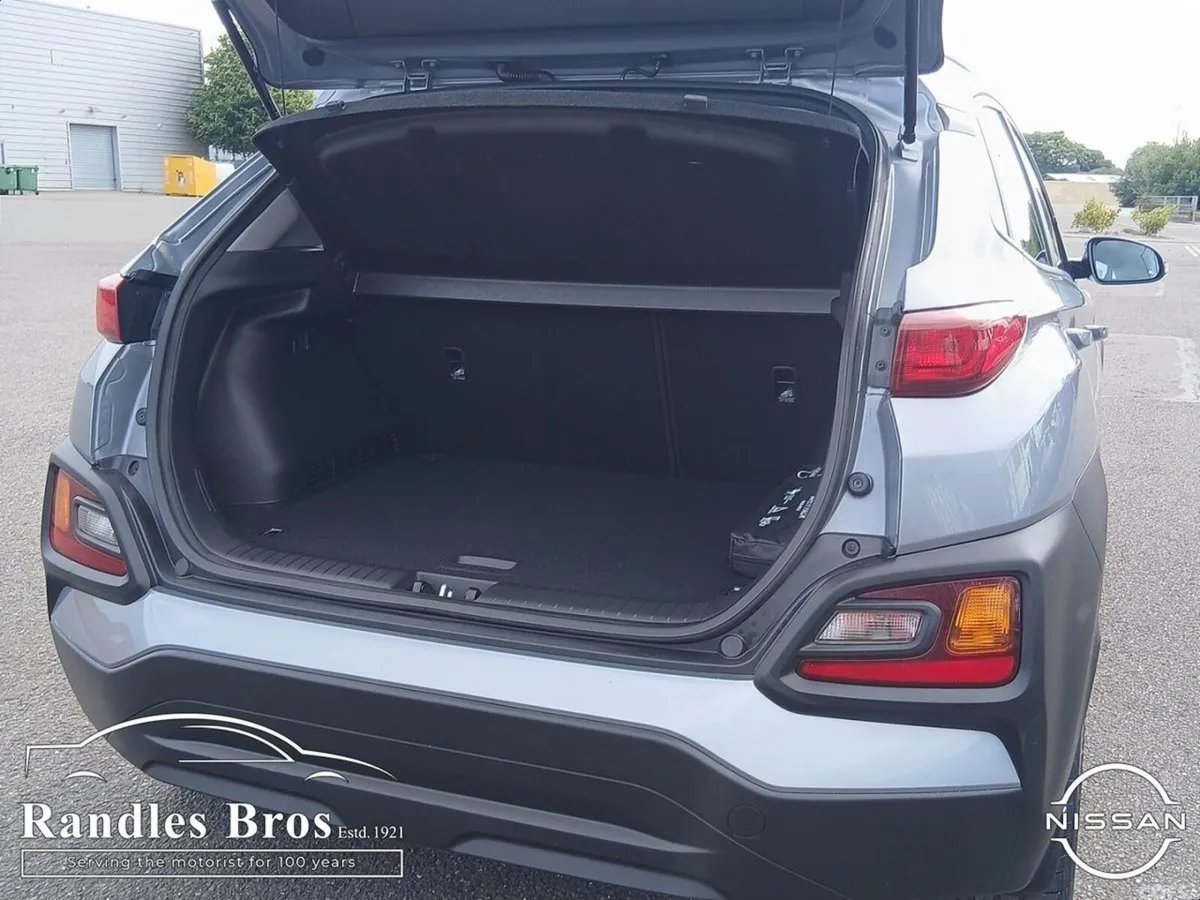Hyundai KONA MPV, Petrol, 2020, Grey