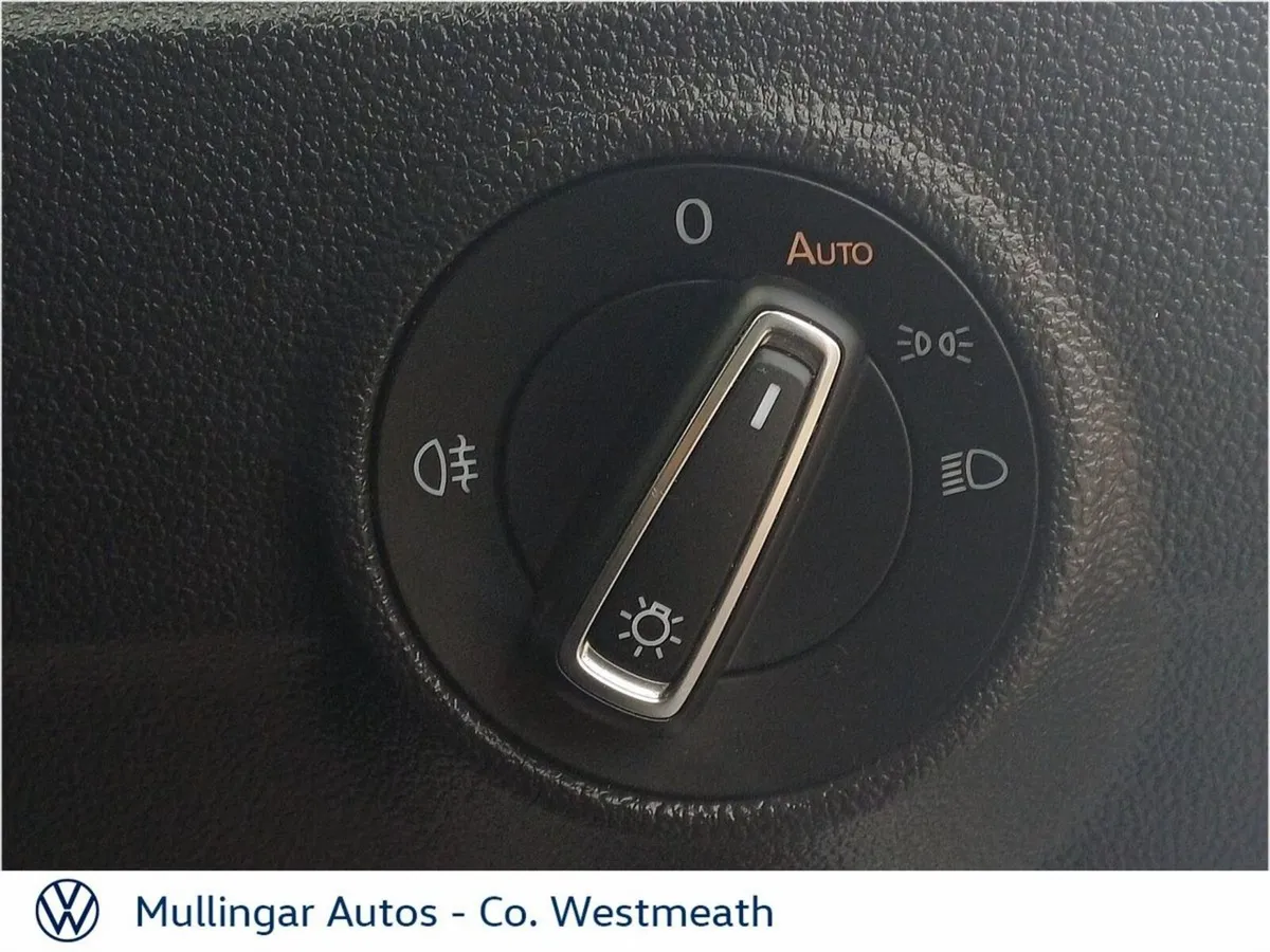 Volkswagen T-Roc SUV, Petrol, 2023, White