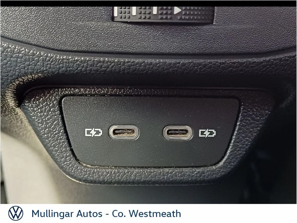 Volkswagen T-Roc SUV, Petrol, 2023, White