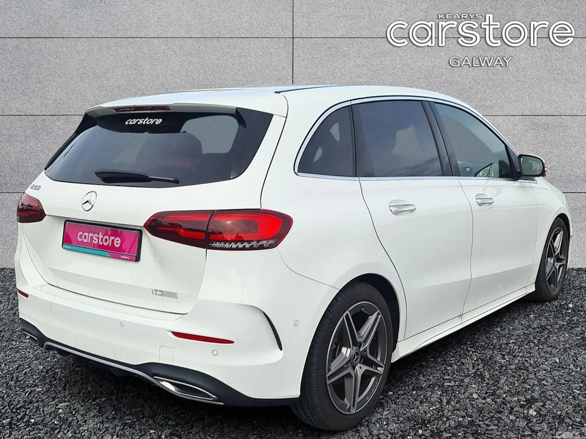 Mercedes-Benz B-Class Hatchback, Petrol, 2022, White