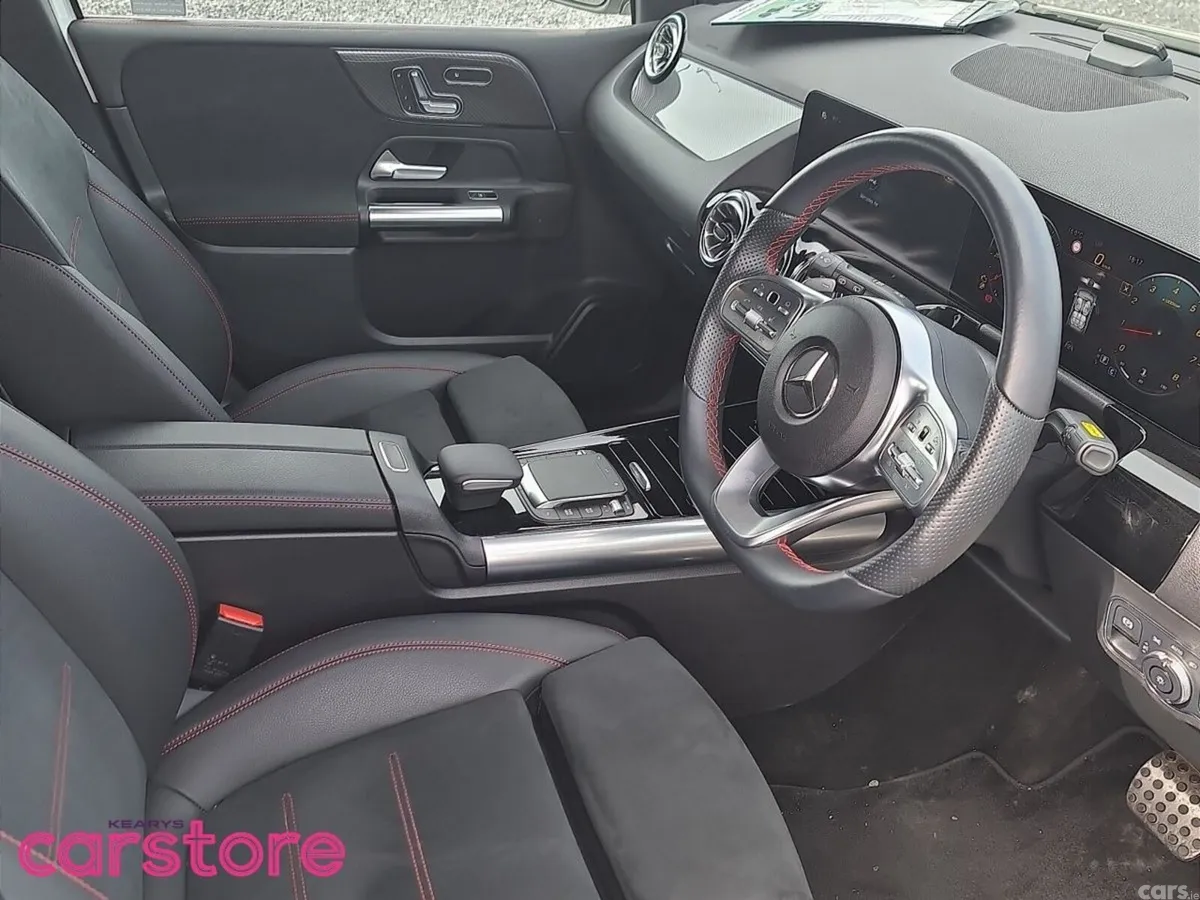 Mercedes-Benz B-Class Hatchback, Petrol, 2022, White