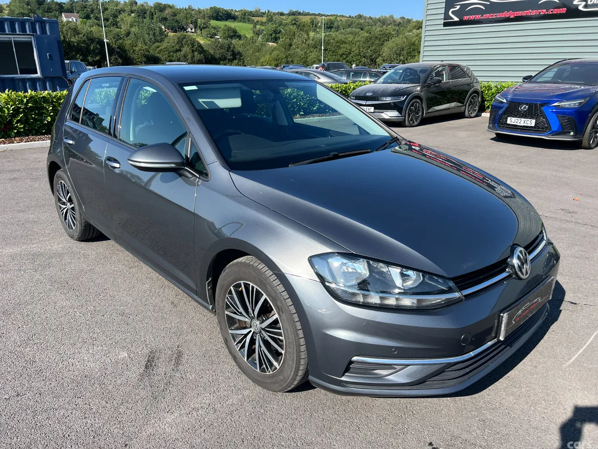 Volkswagen Golf Hatchback, Diesel, 2017, Grey