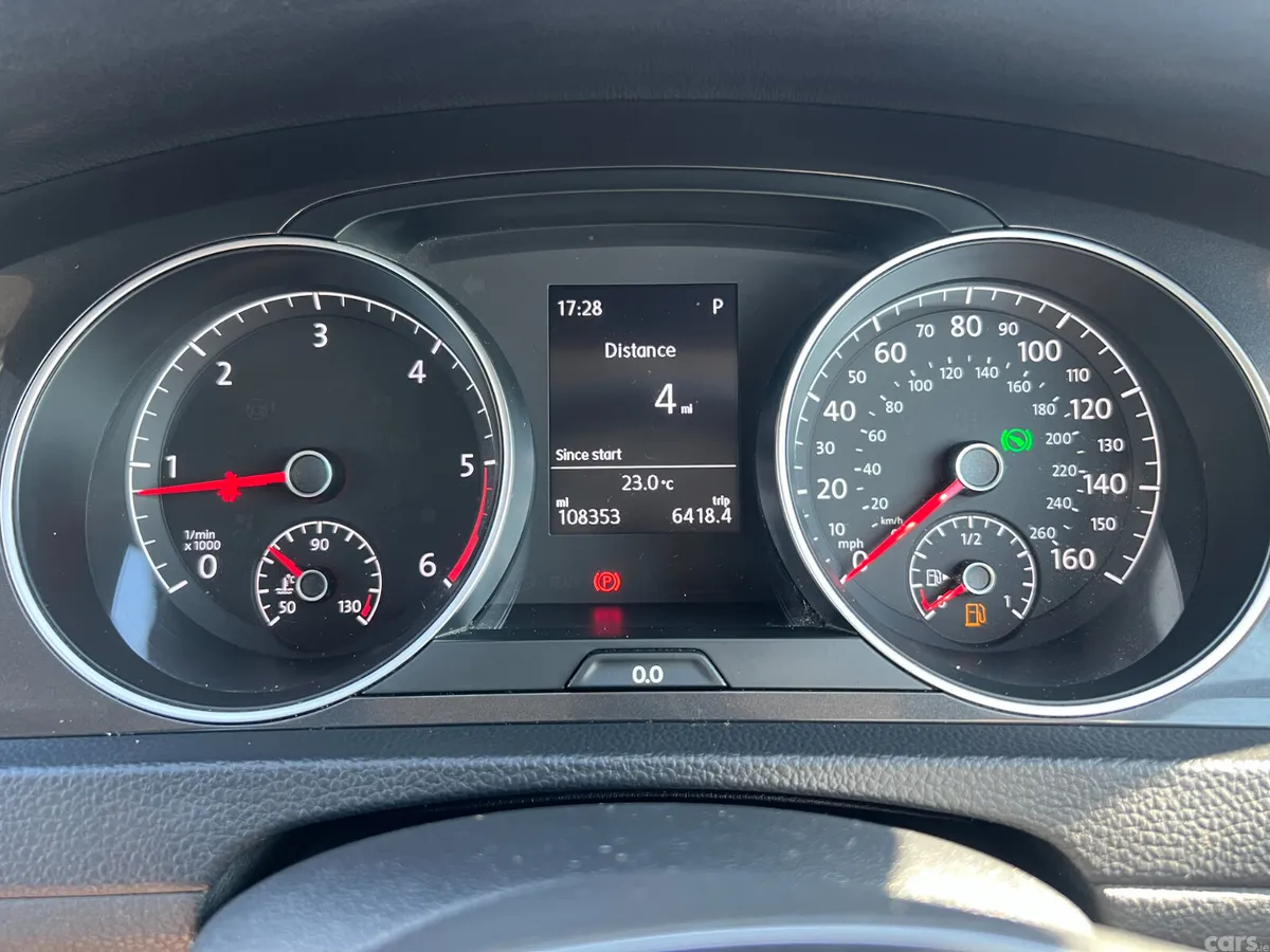 Volkswagen Golf Hatchback, Diesel, 2017, Grey