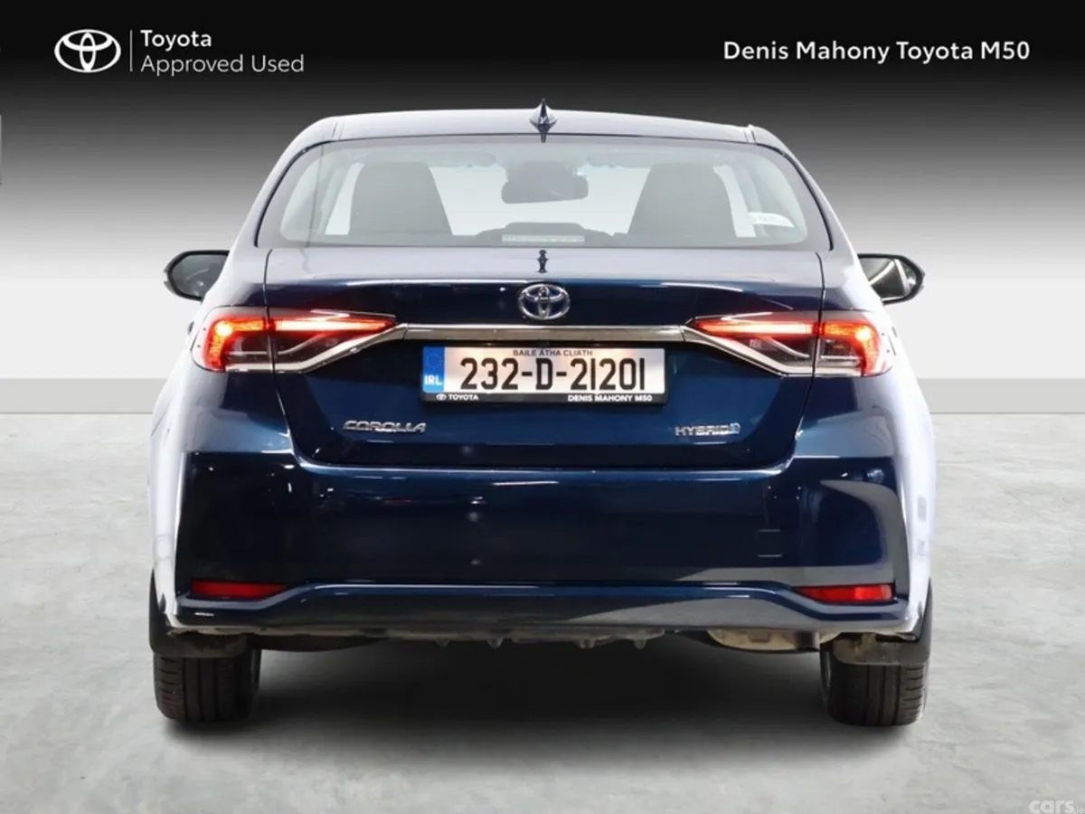 Toyota Corolla Saloon, Petrol Hybrid, 2023, Blue