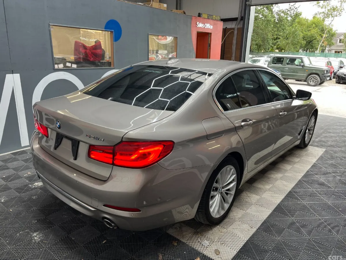 BMW 5-Series Saloon, Diesel, 2019, Bronze