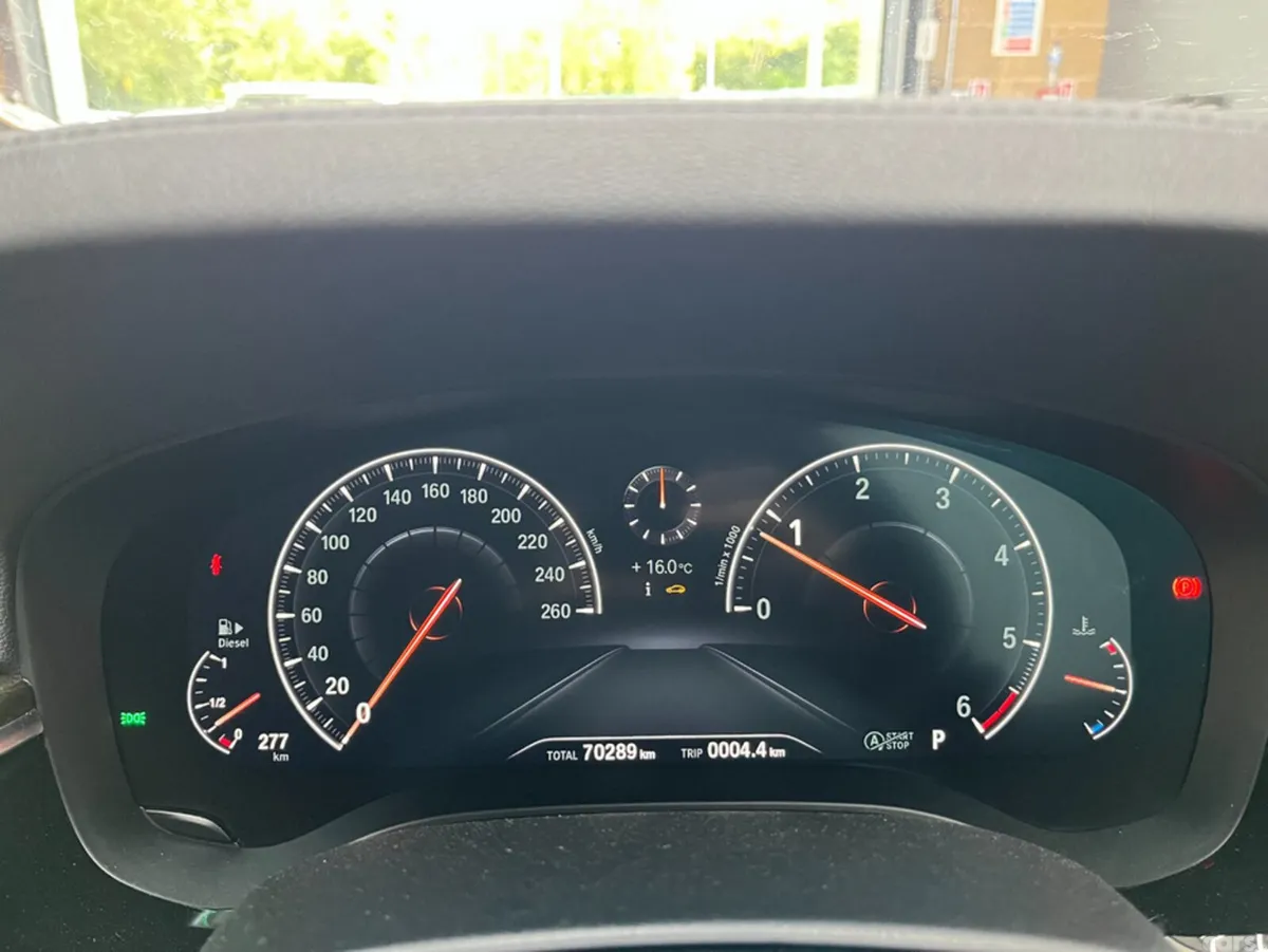 BMW 5-Series Saloon, Diesel, 2019, Bronze