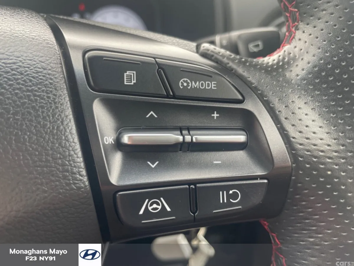 Hyundai KONA MPV, Petrol, 2022, Black