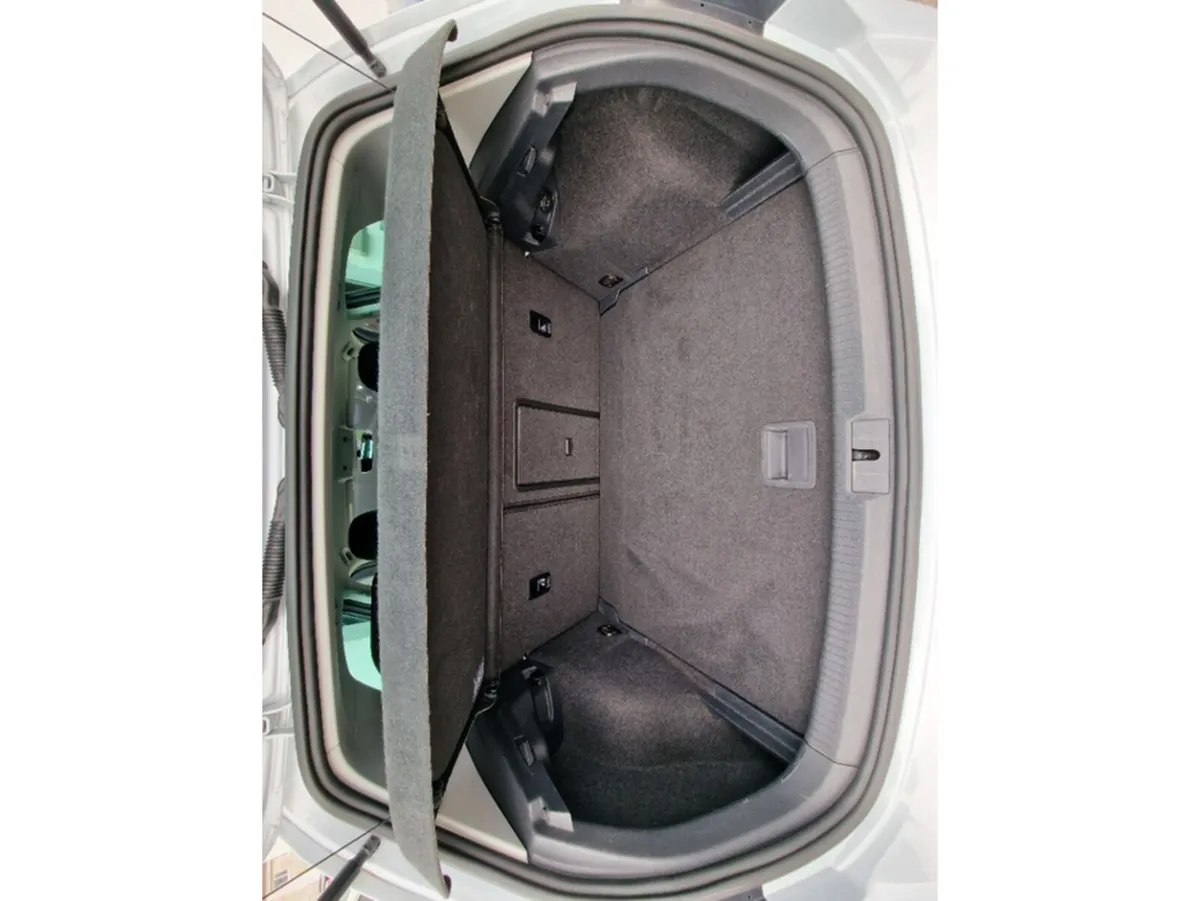 Volkswagen Golf Hatchback, Diesel, 2017, Silver