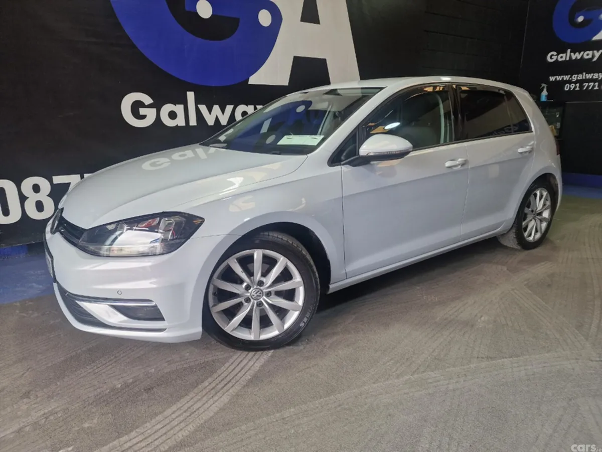 Volkswagen Golf Hatchback, Diesel, 2017, Silver