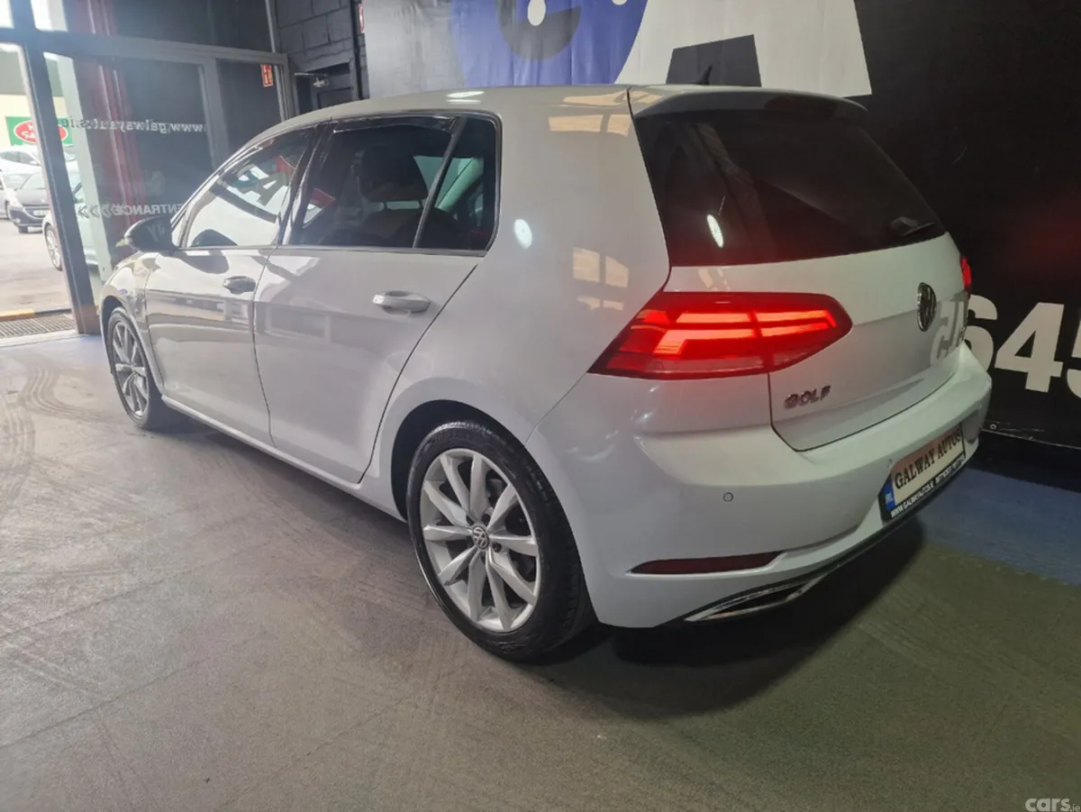 Volkswagen Golf Hatchback, Diesel, 2017, Silver