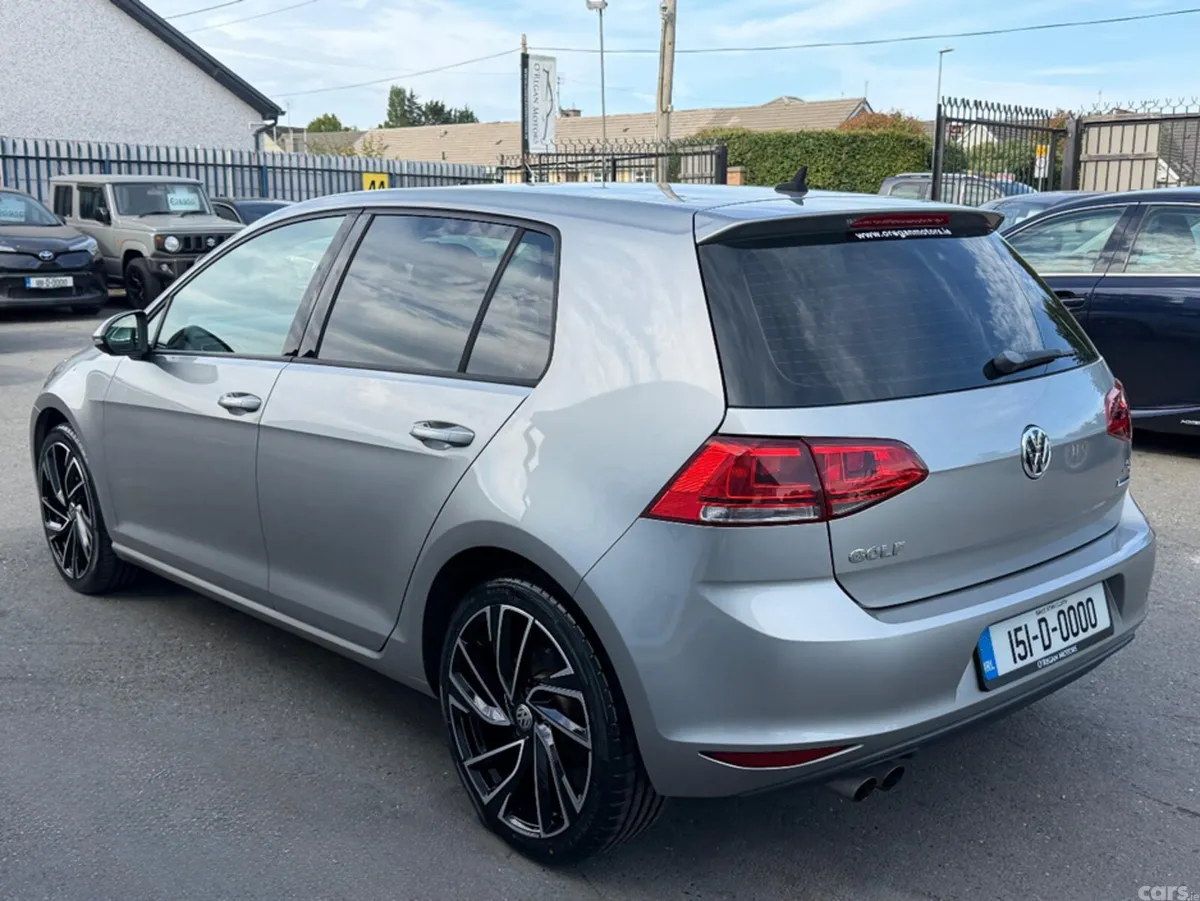 Volkswagen Golf Hatchback, Petrol, 2015, Silver
