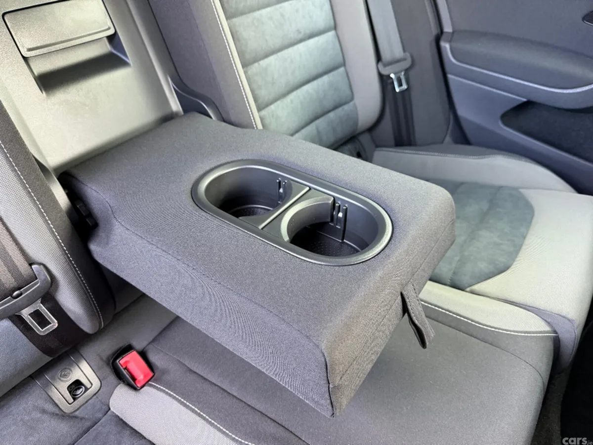 Volkswagen Golf Hatchback, Petrol, 2015, Silver