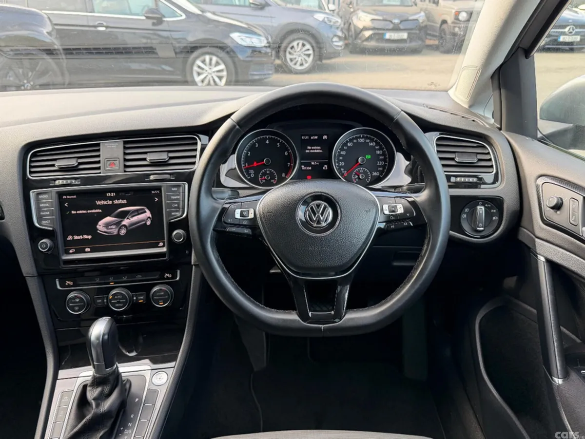 Volkswagen Golf Hatchback, Petrol, 2015, Silver