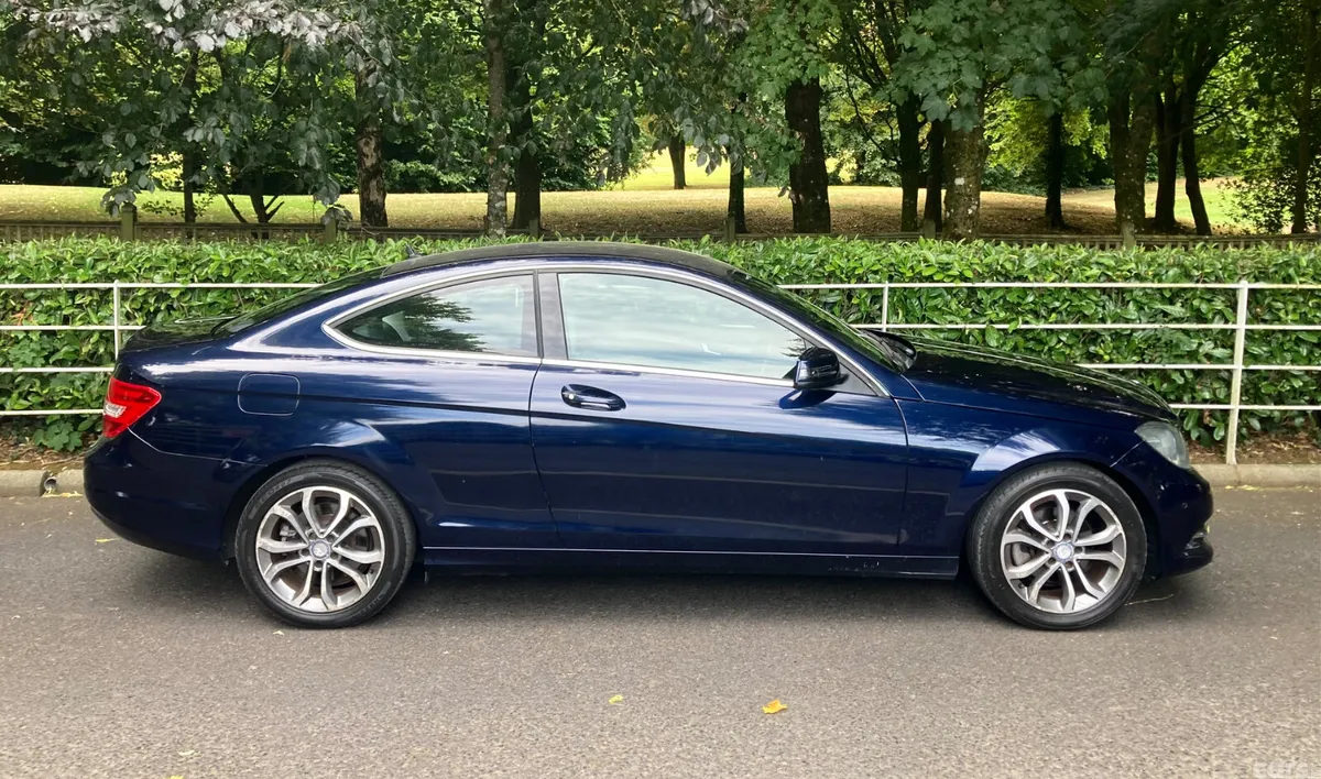 Mercedes-Benz C-Class Coupe, Diesel, 2013, Blue