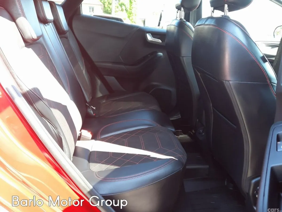 Ford Puma MPV, Petrol, 2025, Red