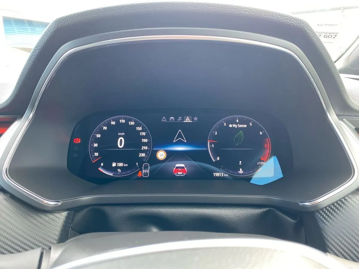 Renault Captur Hatchback, Petrol, 2023, Red
