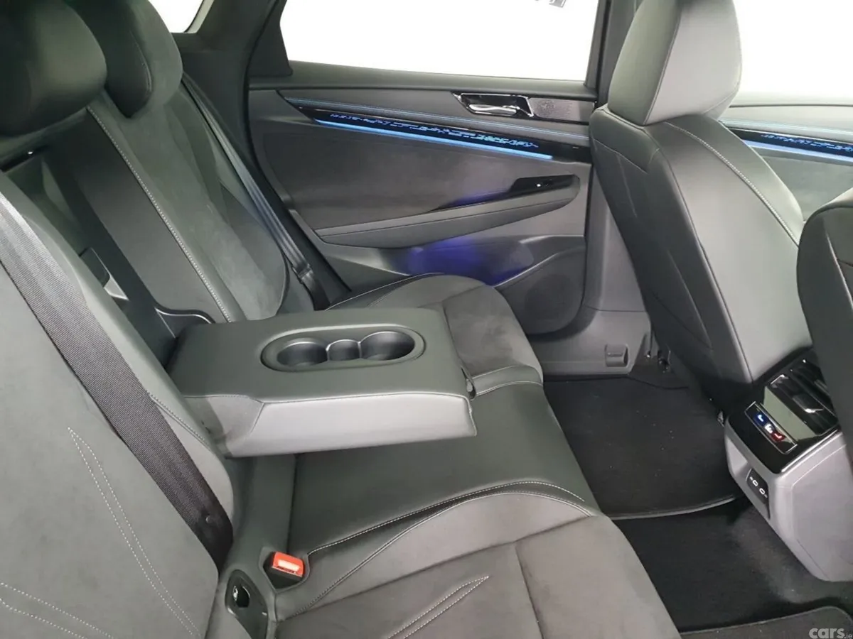 Volkswagen ID.7 Hatchback, Electric, 2024, Grey
