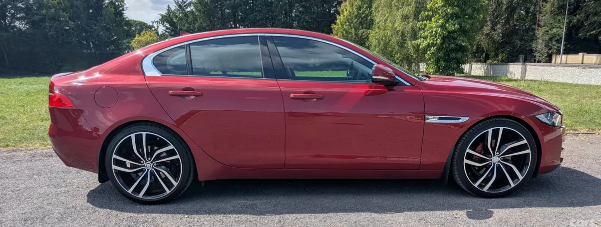 Jaguar XE Saloon, Diesel, 2015, Red