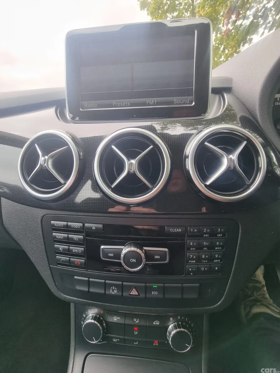 Mercedes-Benz B-Class MPV, Petrol, 2014, Black