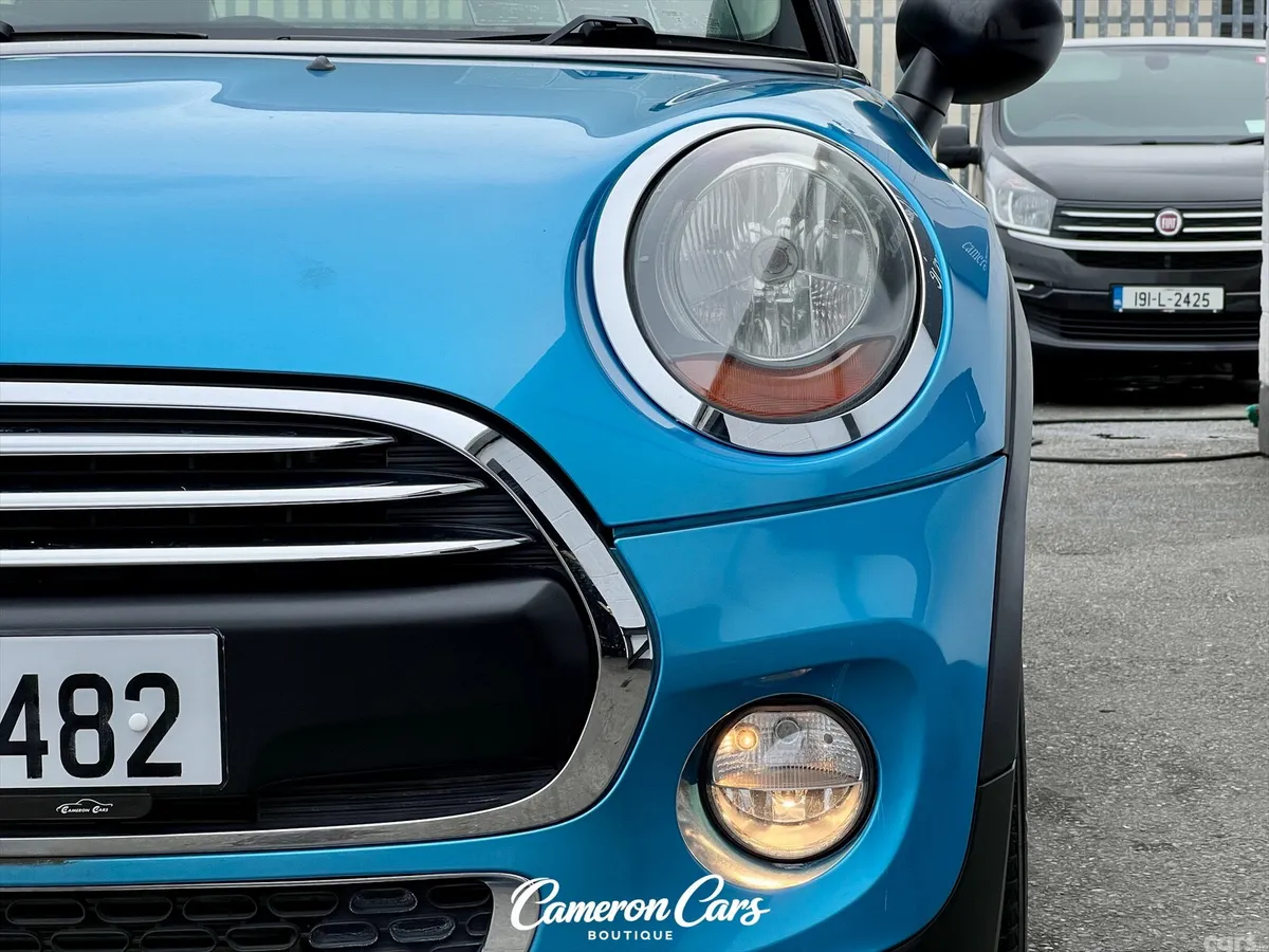 Mini Cooper Hatchback, Petrol, 2015, Blue