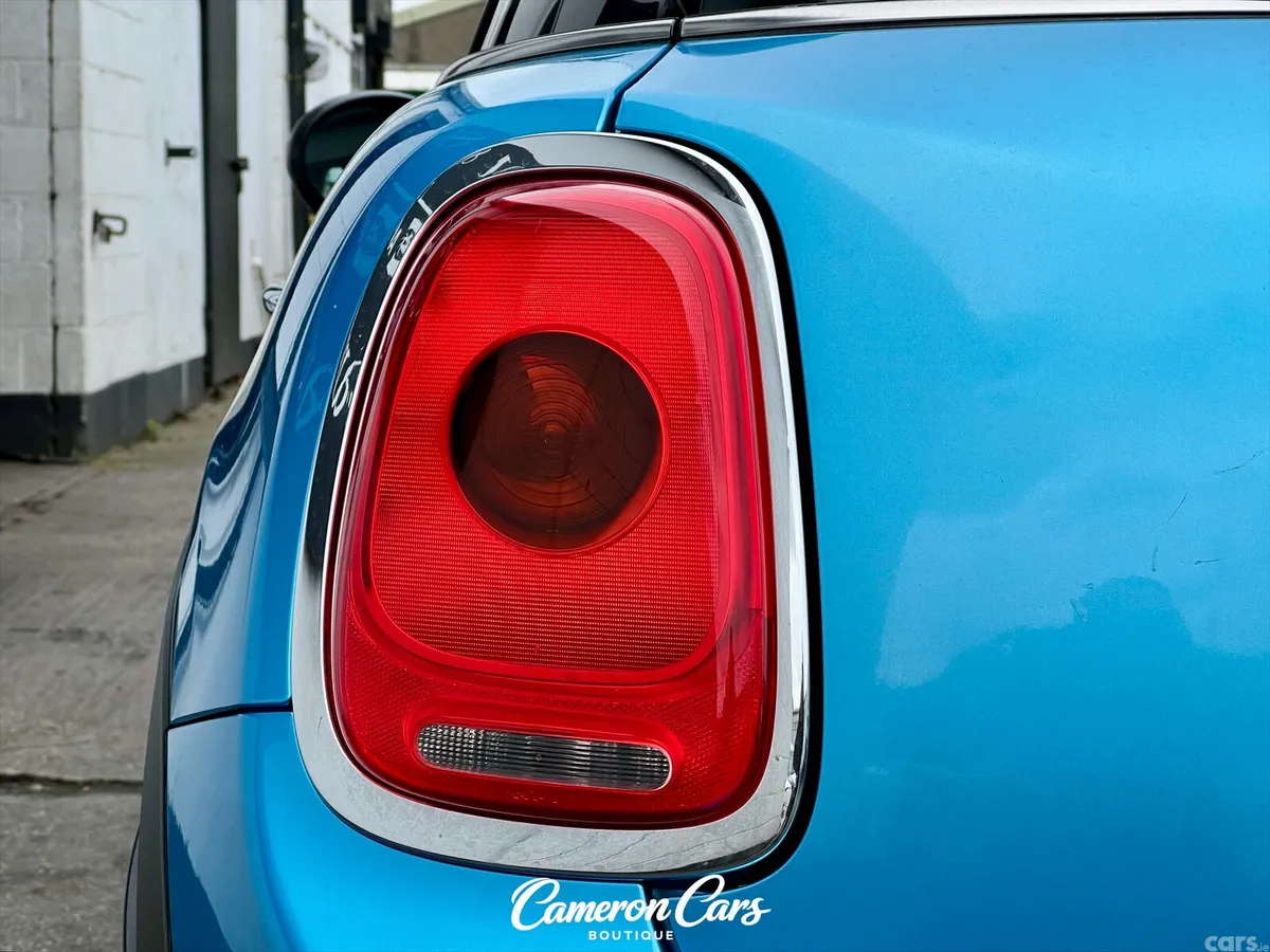 Mini Cooper Hatchback, Petrol, 2015, Blue