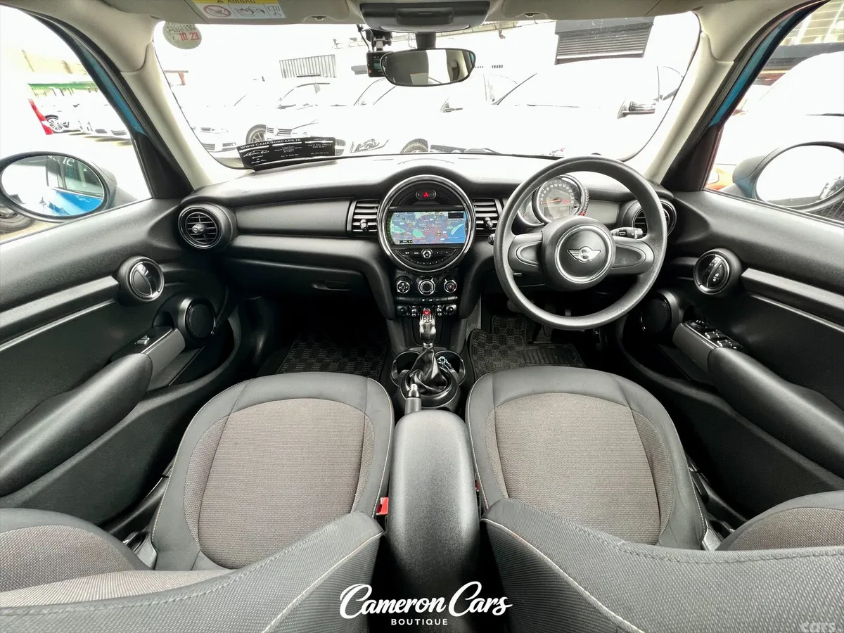 Mini Cooper Hatchback, Petrol, 2015, Blue