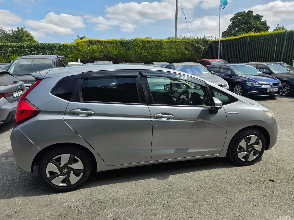 Honda Fit Hatchback, Petrol Hybrid, 2014, Grey