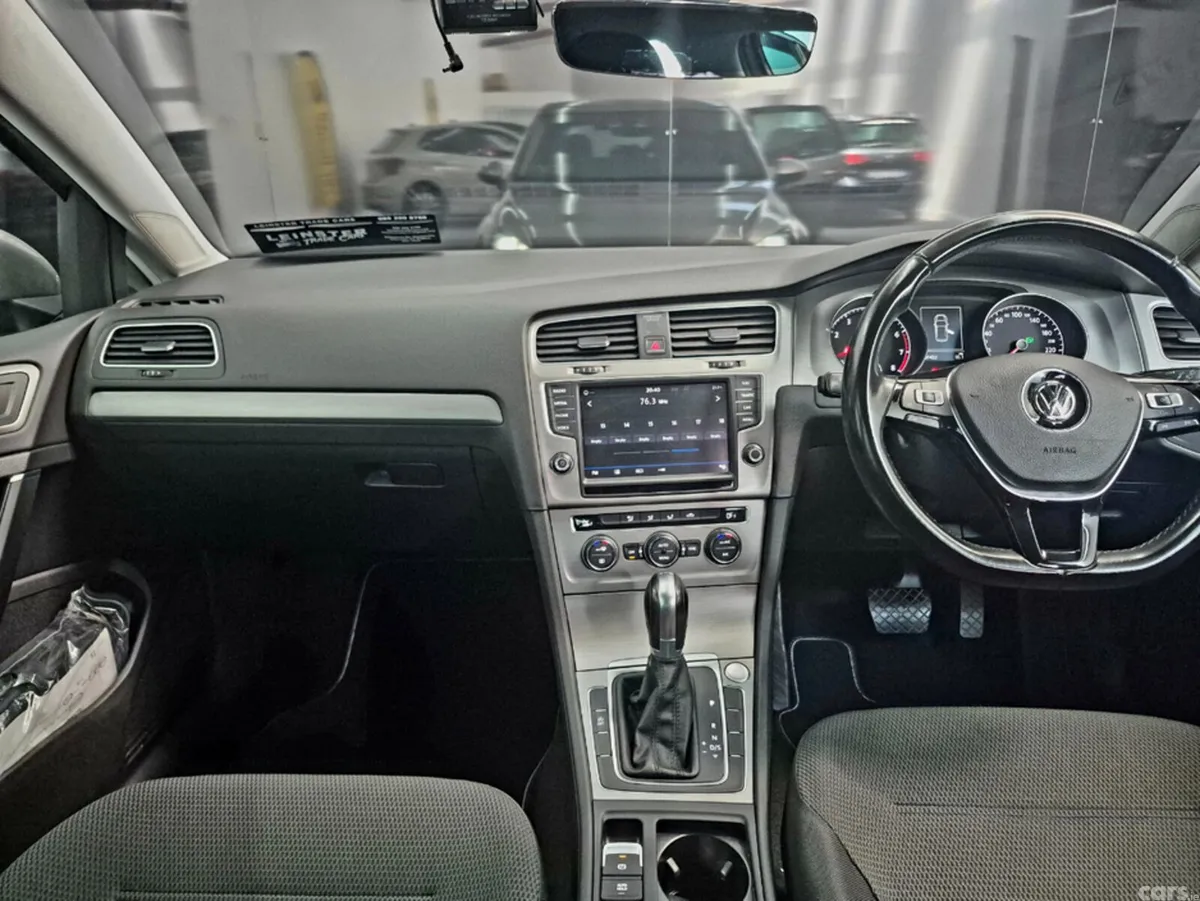 Volkswagen Golf Hatchback, Petrol, 2017, Grey