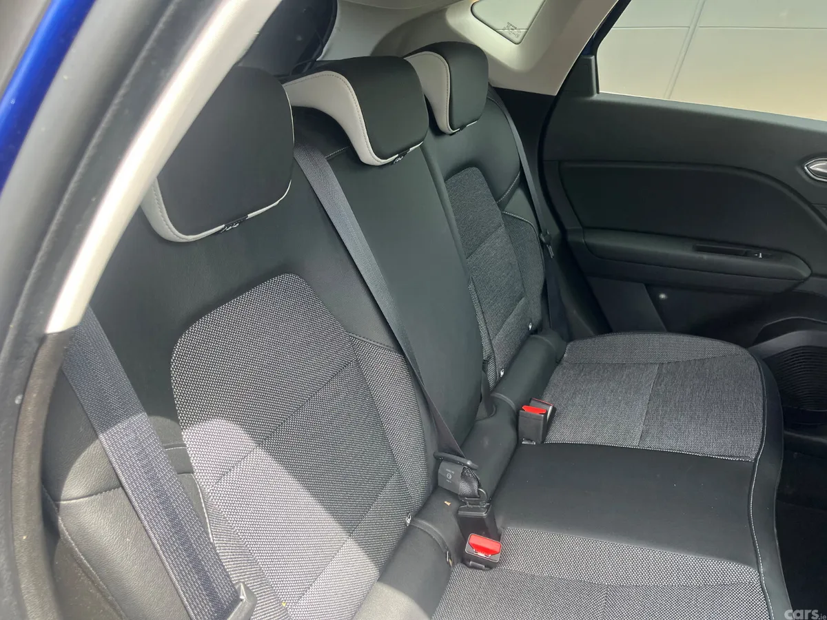 Renault Captur Hatchback, Diesel, 2020, Blue