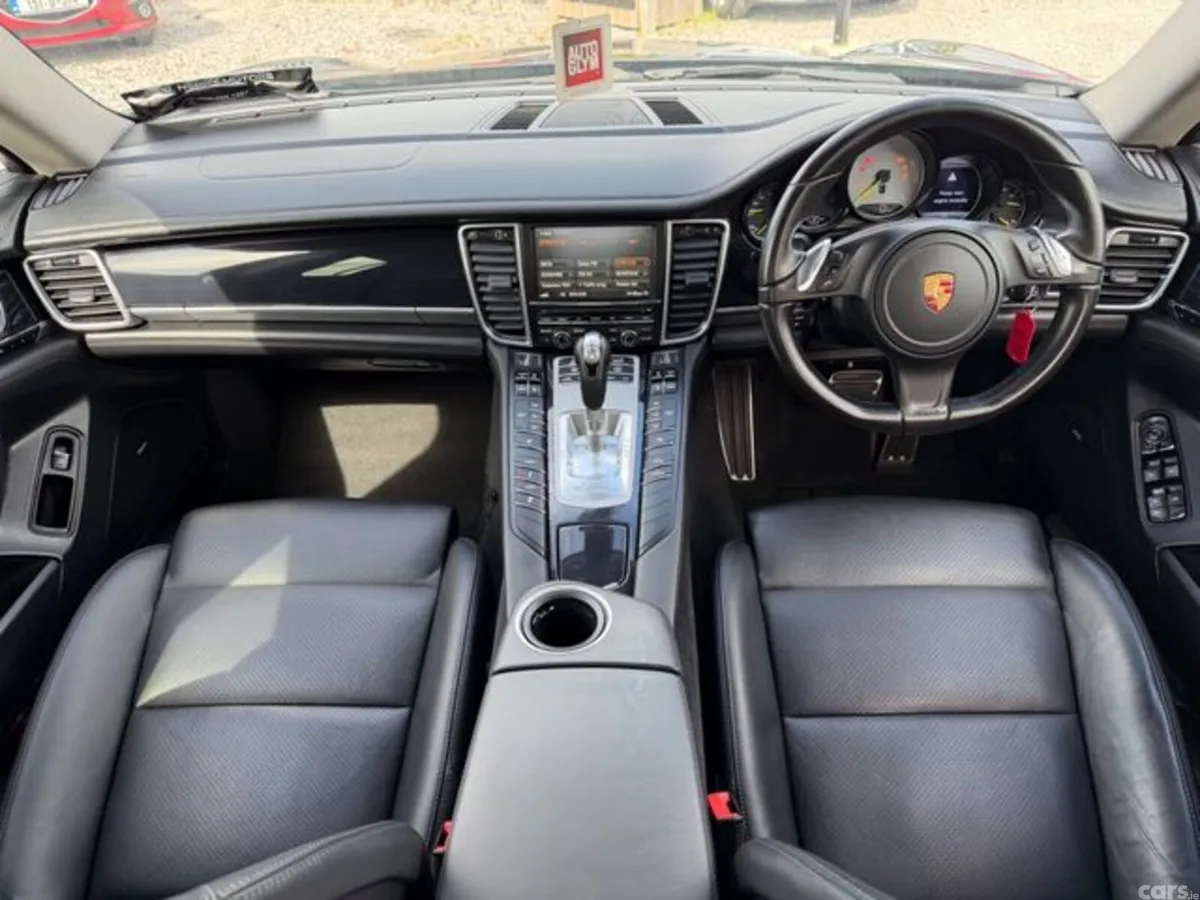 Porsche Panamera Hatchback, Petrol Plug-in Hybrid, 2015, Black