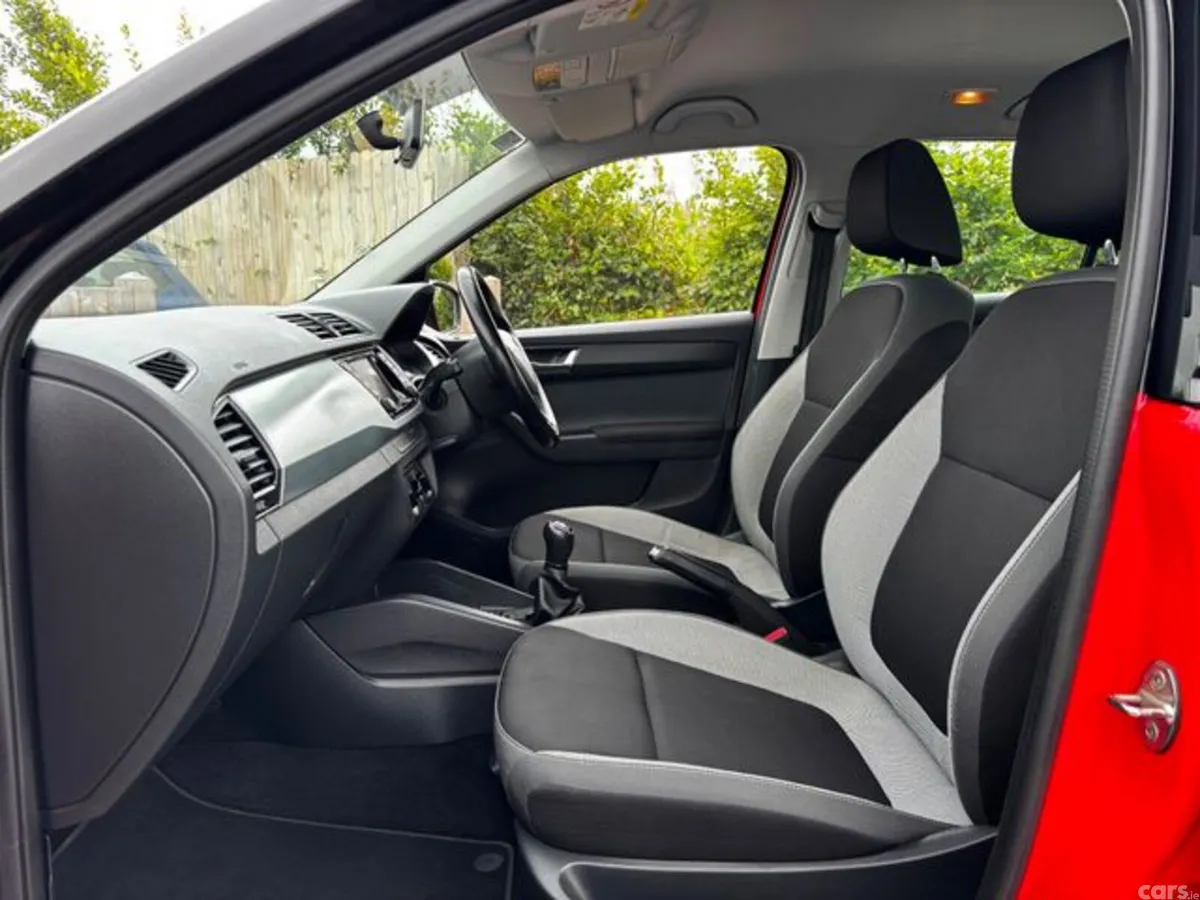 Skoda Fabia Hatchback, Petrol, 2017, Red