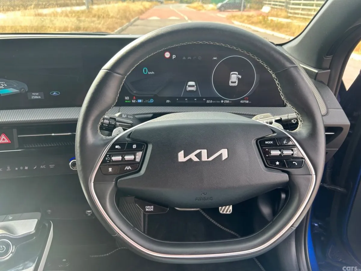 Kia EV6 Hatchback, Electric, 2023, Blue