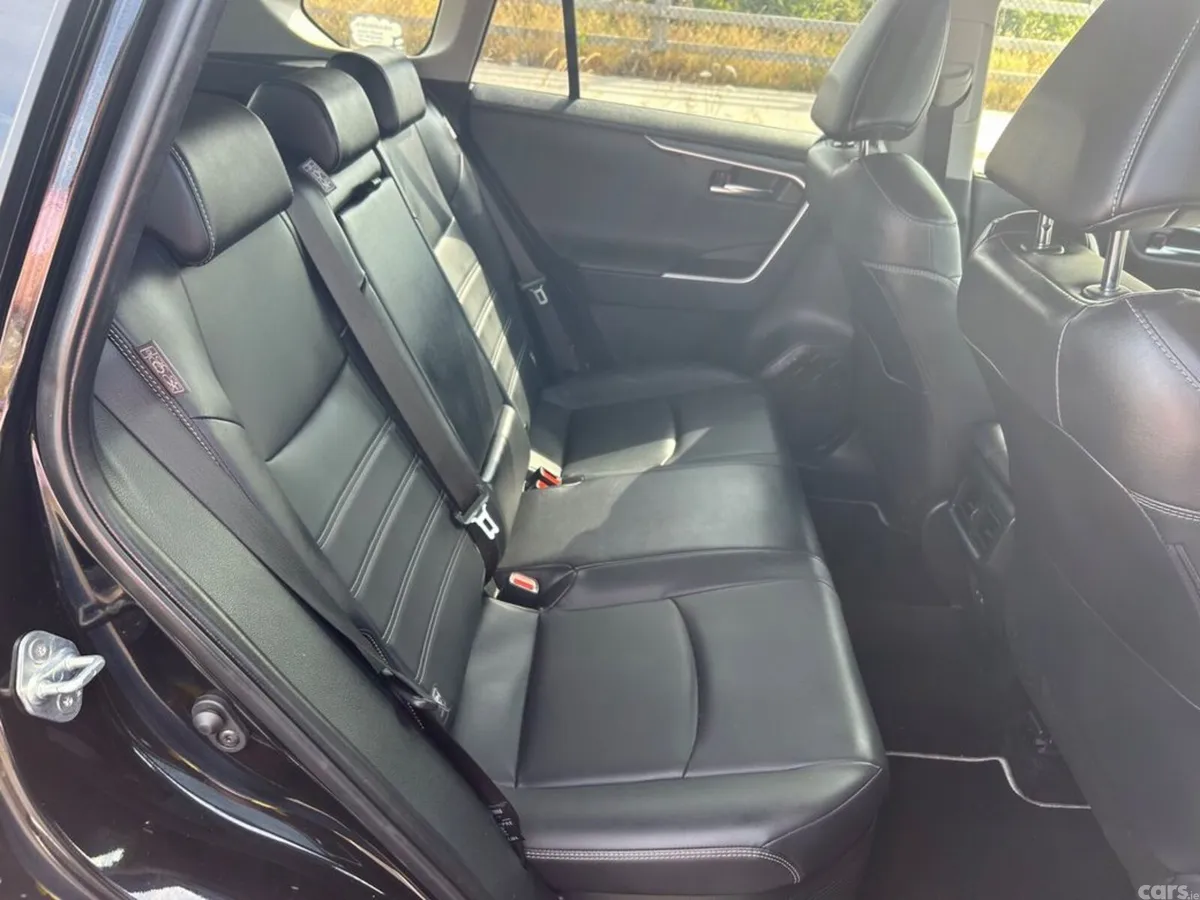 Toyota RAV4 SUV, Petrol Hybrid, 2025, Black