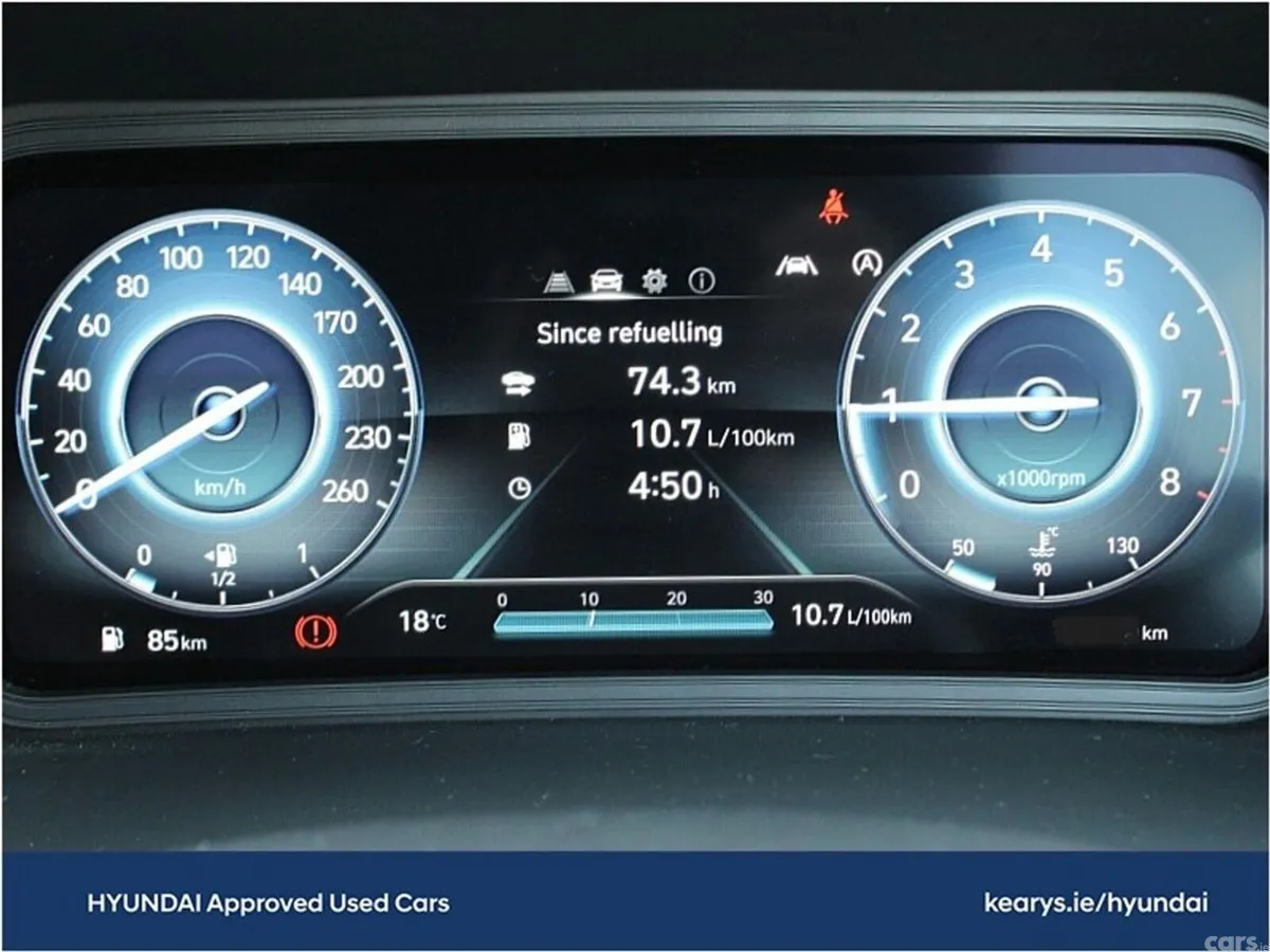 Hyundai KONA MPV, Petrol, 2023, White