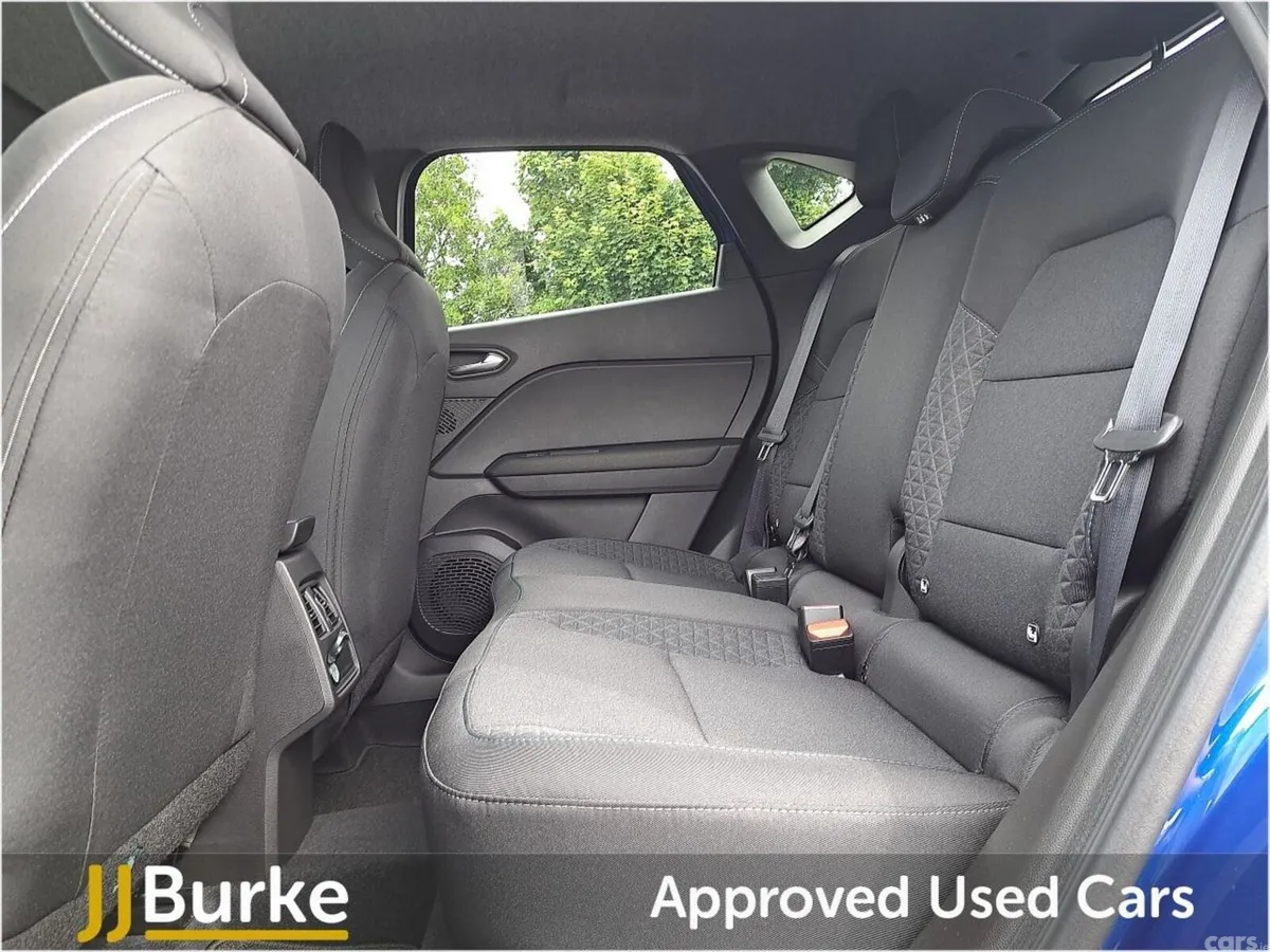 Renault Captur Hatchback, Petrol, 2026, Blue