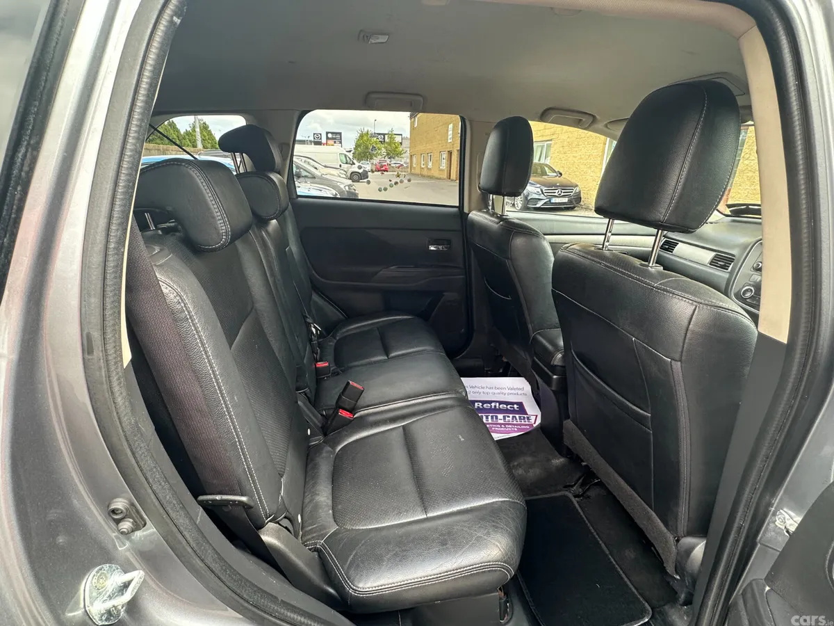 Mitsubishi Outlander SUV, Diesel, 2016, Grey