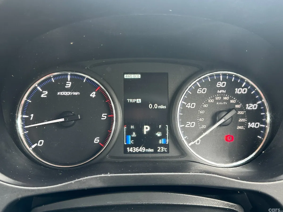 Mitsubishi Outlander SUV, Diesel, 2016, Grey
