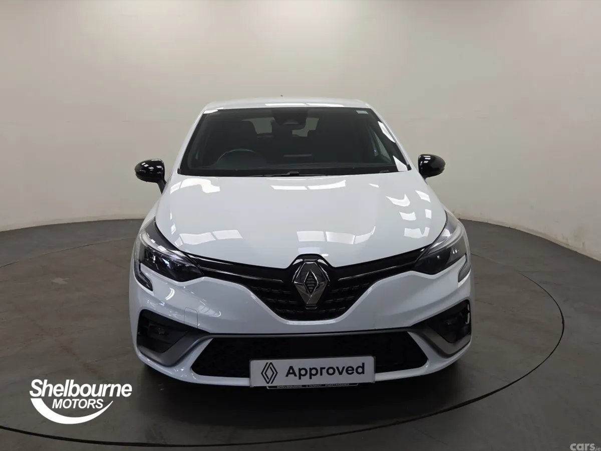 Renault Clio Hatchback, Petrol, 2023, White