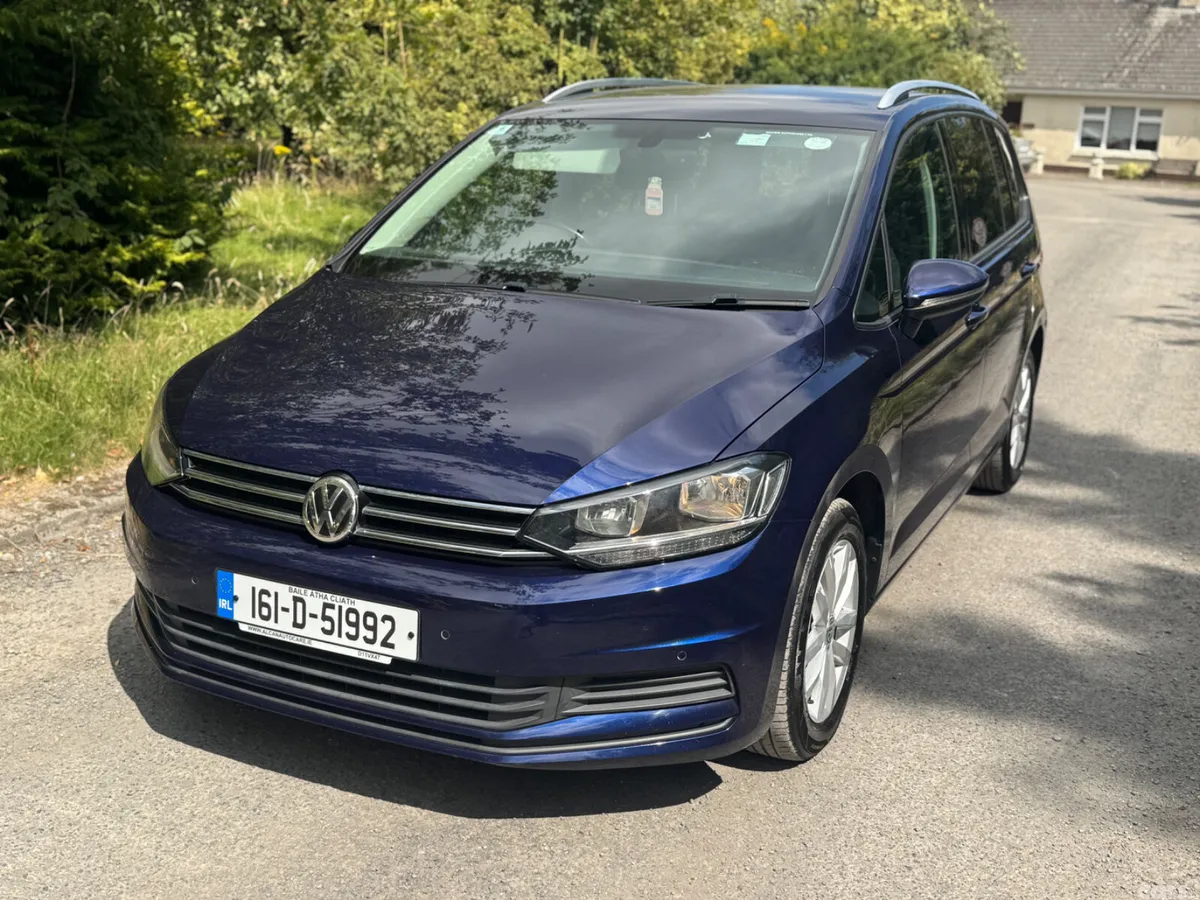 Volkswagen Touran MPV, Diesel, 2016, Blue