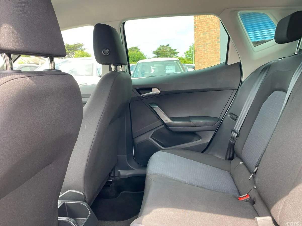 SEAT Arona SUV, Petrol, 2024, White
