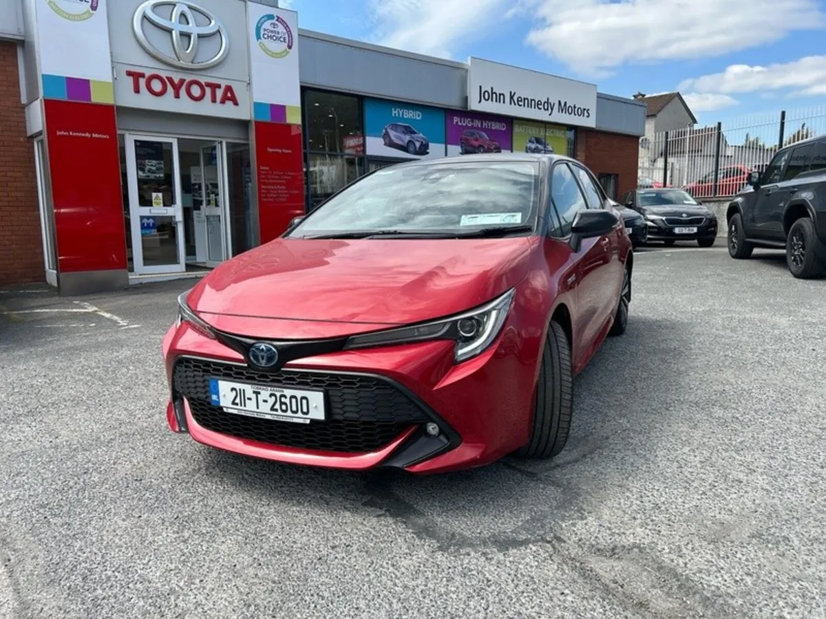 Toyota Corolla Hatchback, Petrol Hybrid, 2021, Red