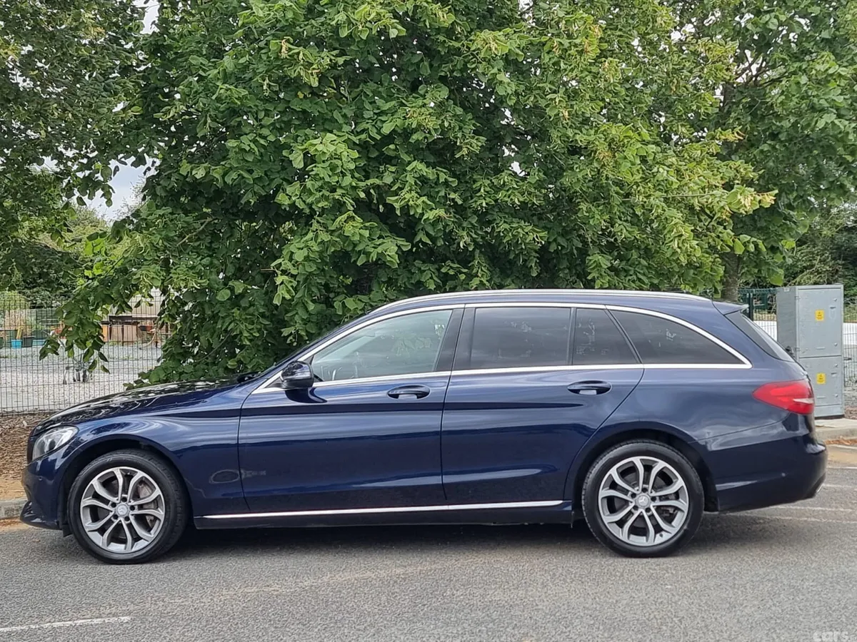 Mercedes-Benz C-Class Estate, Petrol Plug-in Hybrid, 2016, Blue