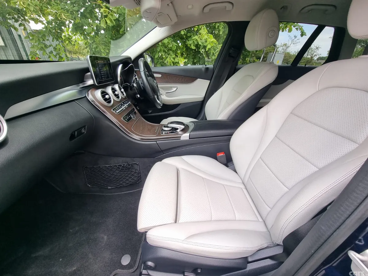 Mercedes-Benz C-Class Estate, Petrol Plug-in Hybrid, 2016, Blue