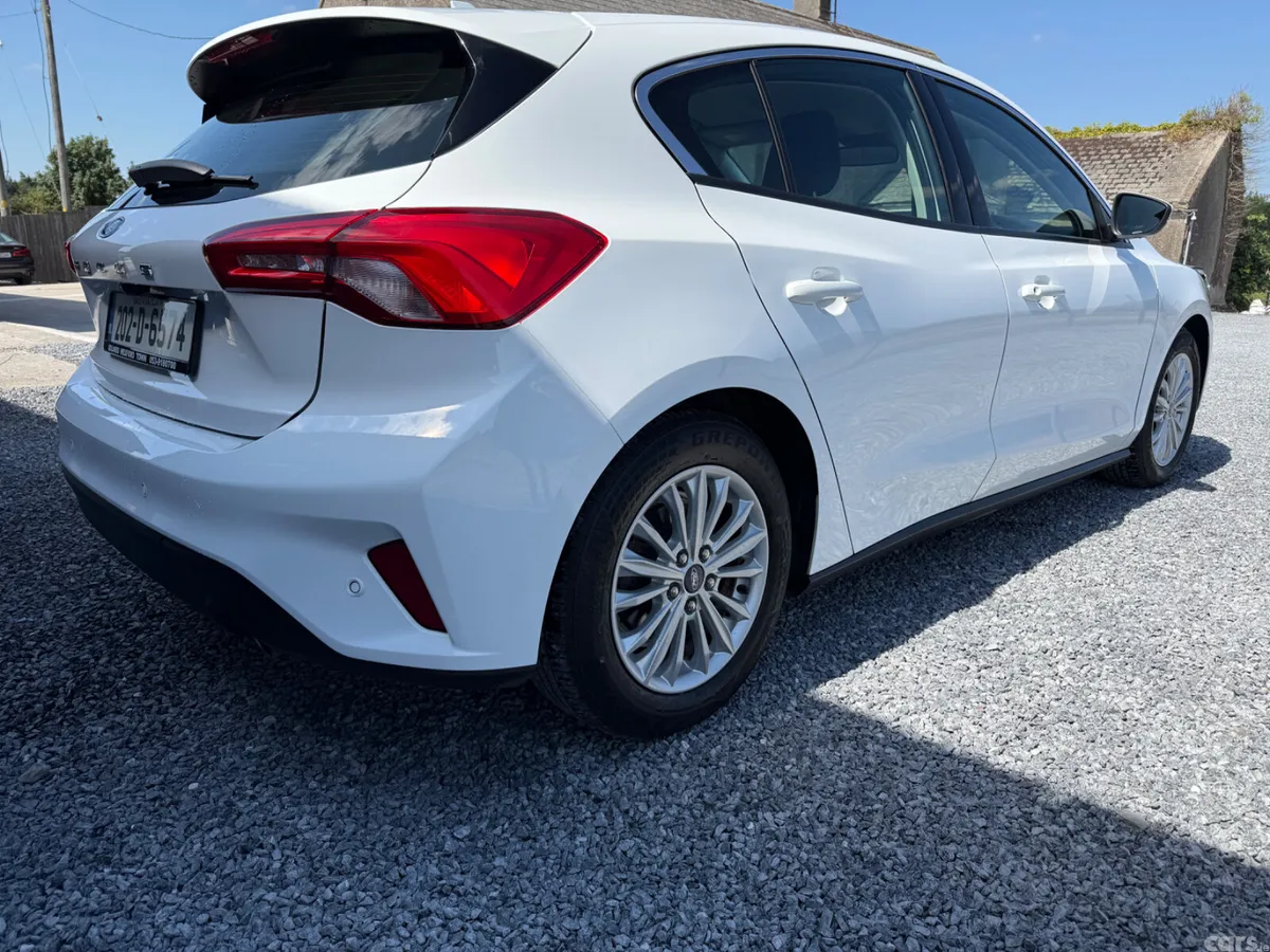 Ford Focus Hatchback, Petrol, 2020, White