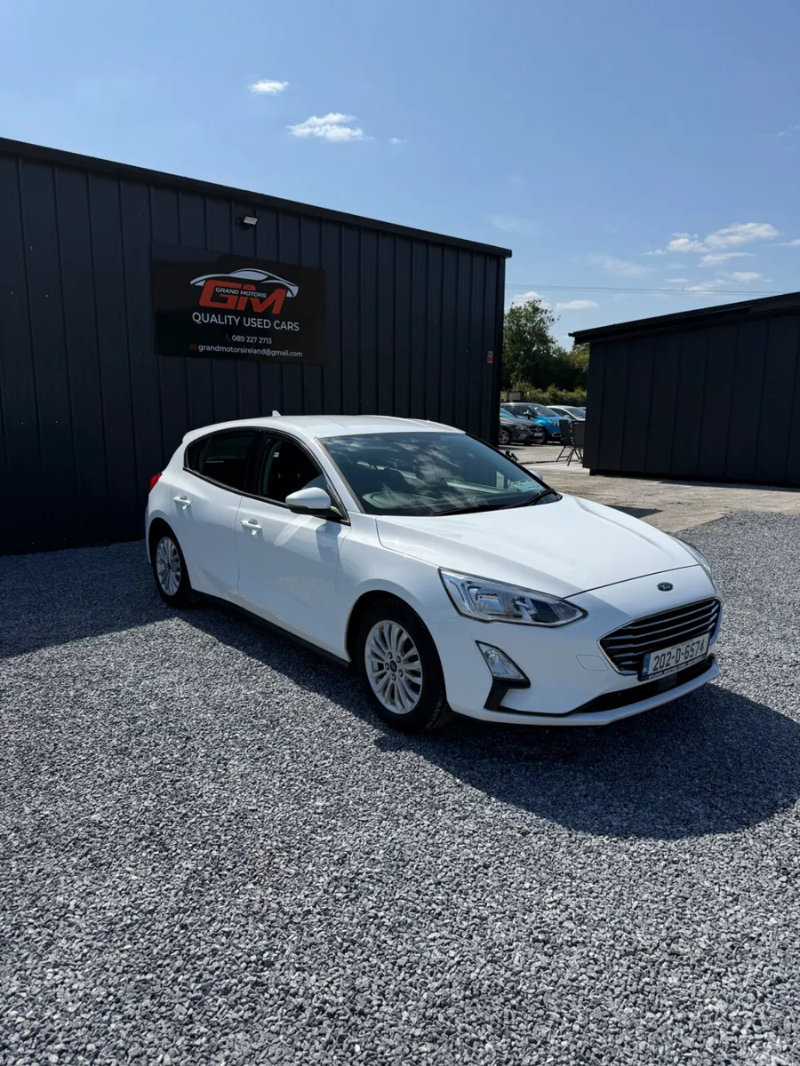 Ford Focus Hatchback, Petrol, 2020, White