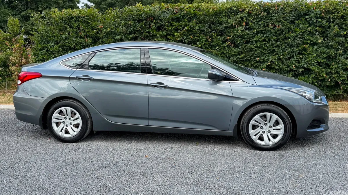 Hyundai i40 Saloon, Diesel, 2017, Grey
