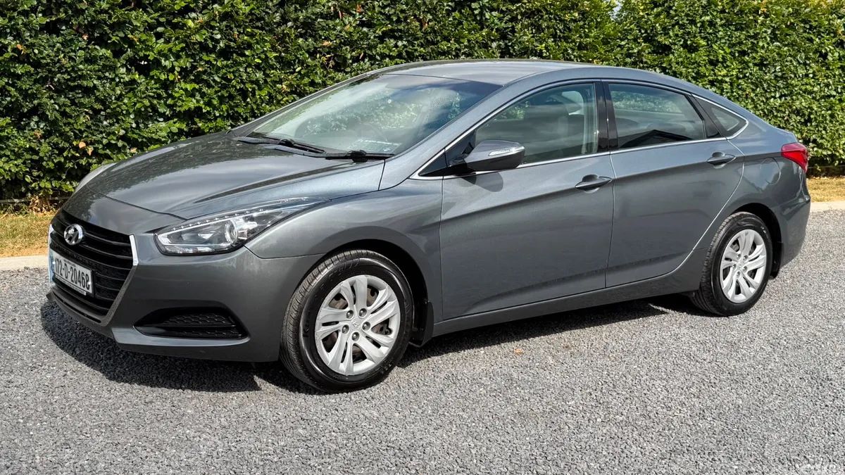 Hyundai i40 Saloon, Diesel, 2017, Grey