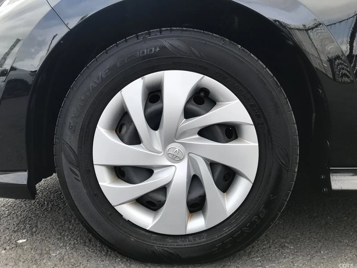 Toyota Yaris Hatchback, Petrol, 2022, Black