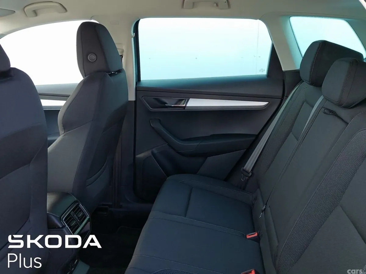 Skoda Karoq SUV, Diesel, 2023, Grey