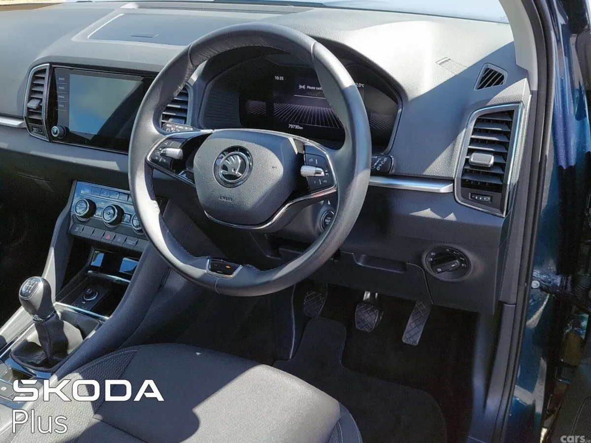 Skoda Karoq SUV, Diesel, 2023, Blue